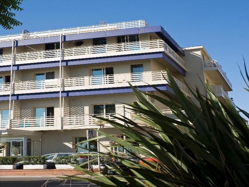 Hotel Lamorosa Rimini Bagian luar foto