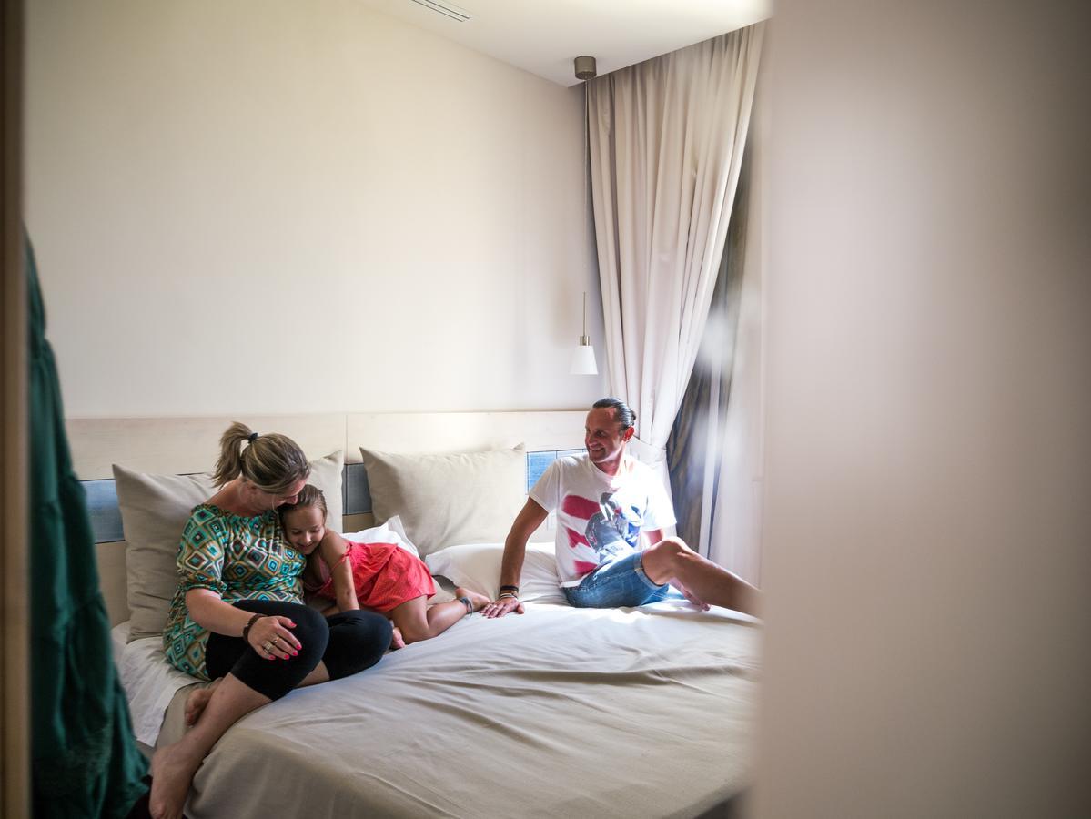 Hotel Lamorosa Rimini Bagian luar foto